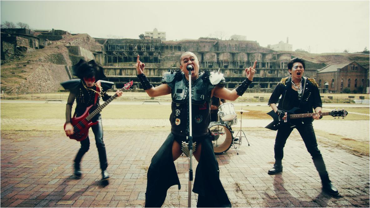 佐渡観光協会PR動画「SADO METAL」のワンシーン。