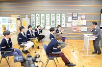 団長先生の授業の様子。