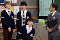 （左から）ユーキ、ユースケ、タカシと団長先生。