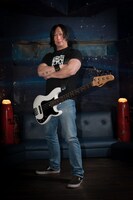 YOSHIHIRO YASUI（OUTRAGE）