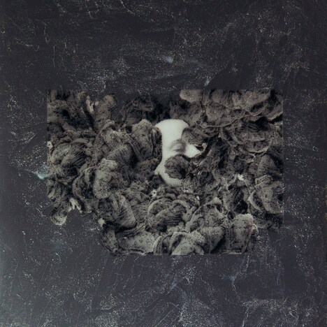 Does It Escape Again「afraid」ジャケット