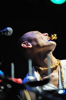 ユン・ツボタジ