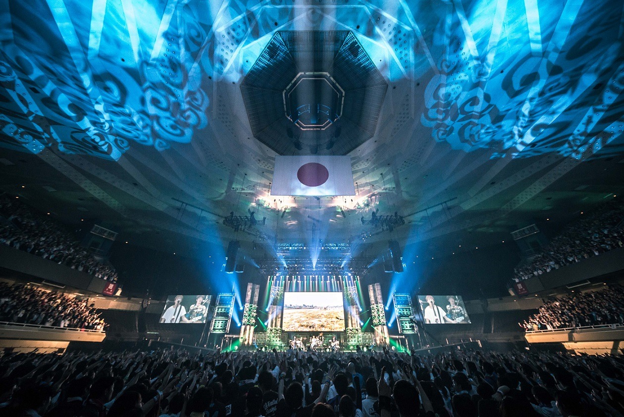 04 Limited Sazabys「日本武道館ワンマンライブ」の様子。（写真提供：日本コロムビア）