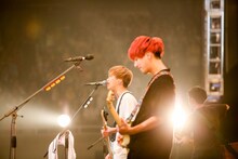 04 Limited Sazabys「日本武道館ワンマンライブ」の様子。（写真提供：日本コロムビア）