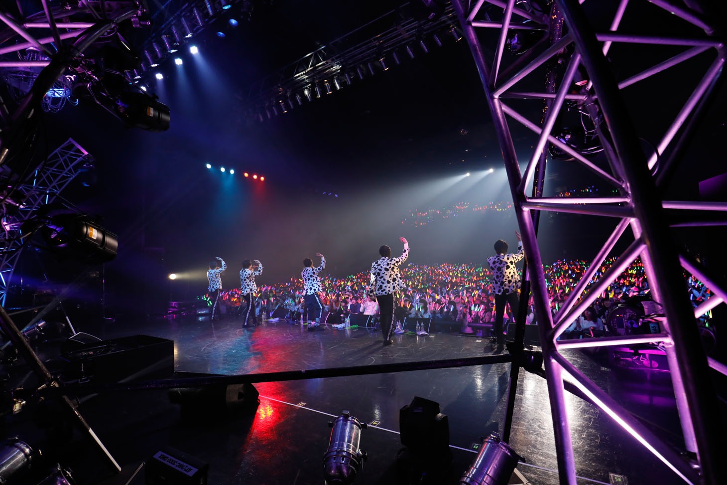 3月30日に行われたM!LKの東京・Zepp DiverCity TOKYO公演の様子。