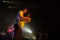 Base Ball Bear「バンドBのすべて 2016-2017」東京・Zepp Tokyo公演の様子。（撮影：緒車寿一）