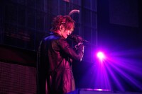 luz（撮影：小松陽祐［ODD JOB］）