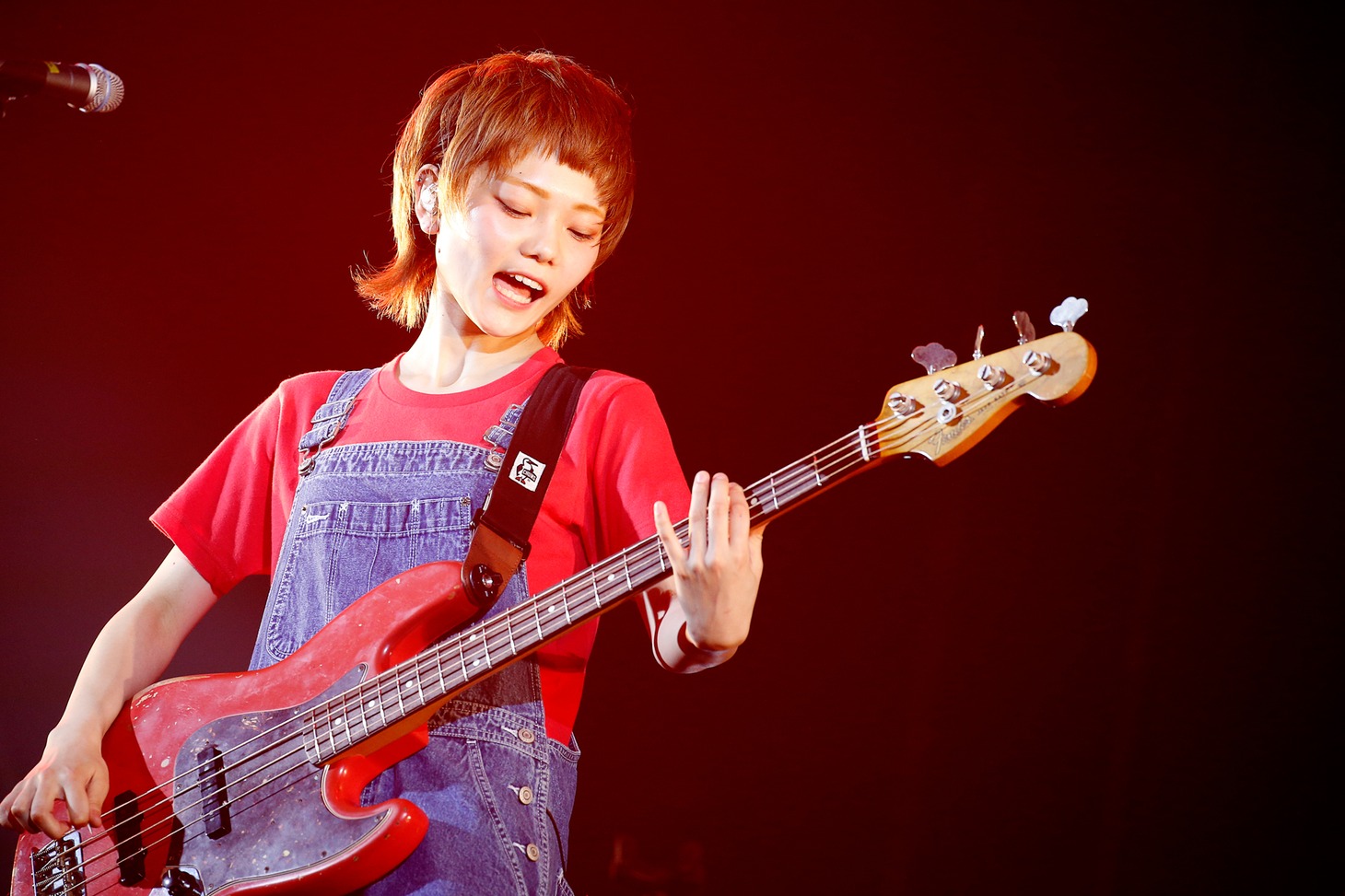 松岡彩（B）（撮影：岡田貴之）