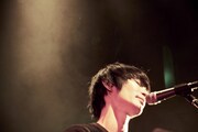 木下理樹（Vo, G）「ART-SCHOOL LIVE 2017 B SIDES BEST『Cemetery Gates』」WWW X公演の様子。（撮影：中野敬久）
