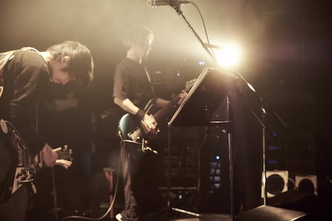 「ART-SCHOOL LIVE 2017 B SIDES BEST『Cemetery Gates』」WWW X公演の様子。（撮影：中野敬久）