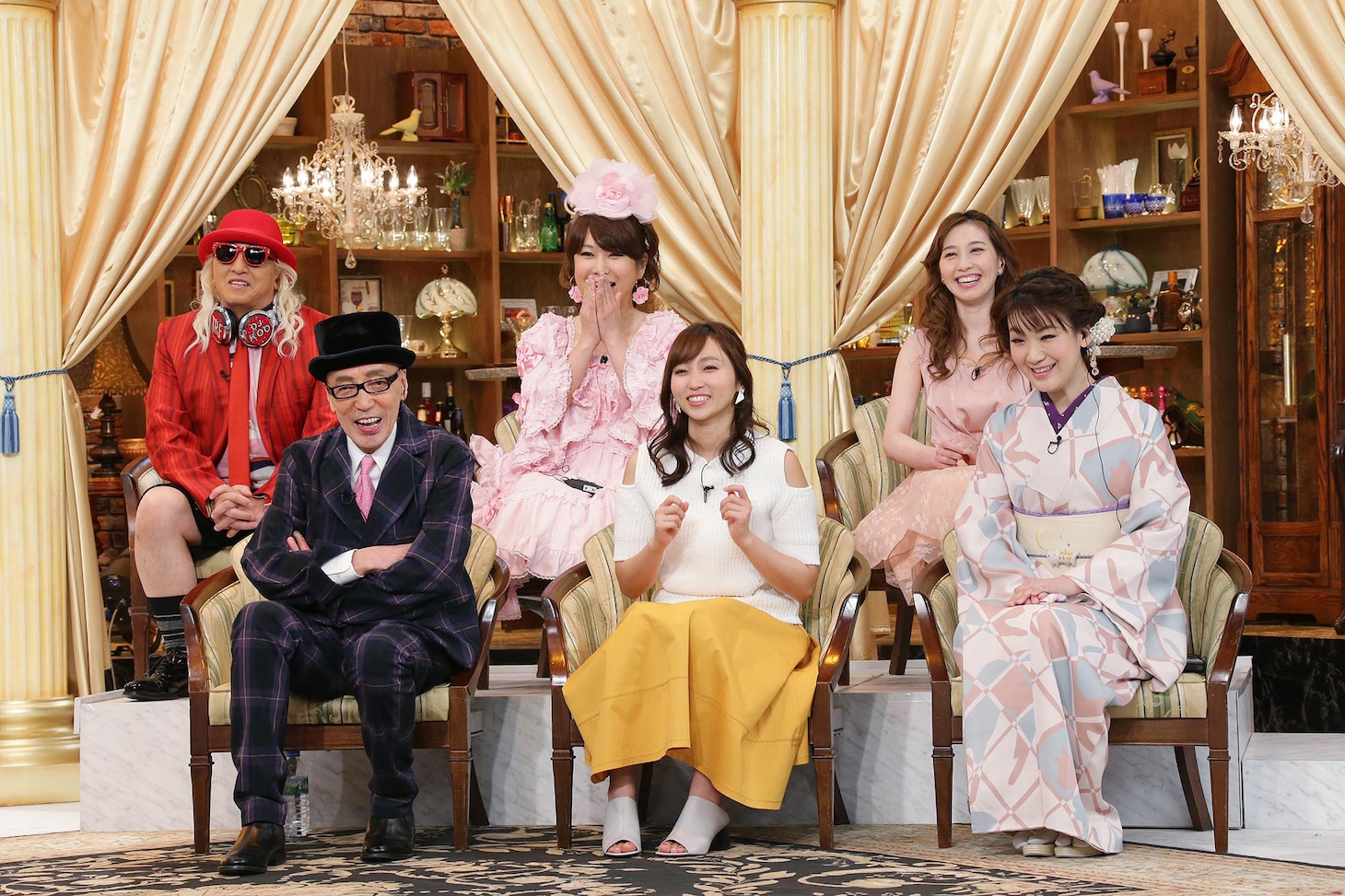テレビ東京「あなたの名曲ベスト100 ～3秒聴けば誰でもわかる名曲レア映像祭り！～」収録スタジオの様子。