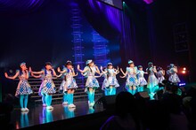 3B junior「3B junior 春の全力レビュー 2017 遥かなるアポロンの彼方へ」東京・EX THEATER ROPPONGI公演の様子。
