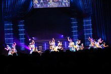 3B junior「3B junior 春の全力レビュー 2017 遥かなるアポロンの彼方へ」東京・EX THEATER ROPPONGI公演の様子。