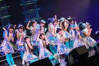 3B junior「3B junior 春の全力レビュー 2017 遥かなるアポロンの彼方へ」東京・EX THEATER ROPPONGI公演の様子。