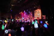 PASSPO☆「PASSPO☆歌って踊って奏でるツアー」duo MUSIC EXCHANGE公演第2部の様子。（撮影：古川朋久）