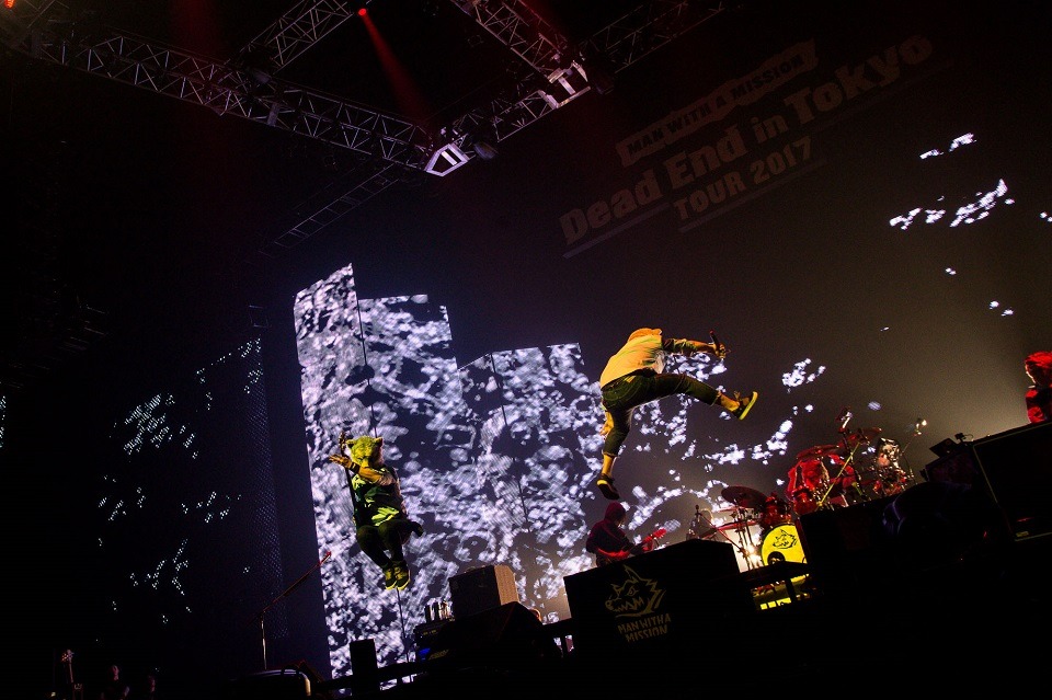 「Dead End in Tokyo Tour」福岡・マリンメッセ福岡公演の様子。（Photo by Nobuyuki Kobayashi / Daisuke Sakai [FYD inc.]）