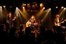 Anly（Photo by HAJIME KAMIIISAKA）