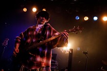 ヤマシタタカヒサ（B, Cho / シナリオアート）（Photo by HAJIME KAMIIISAKA）