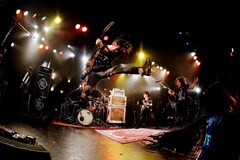 「R-BROS.FEST」でRIZE、女王蜂、かまってちゃん、あゆくま、シナリオアートら豪華競演