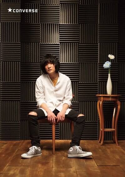 石崎ひゅーい×CONVERSEビジュアル