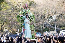 「水樹奈々 出雲大社御奉納公演～月花之宴～」のワンシーン。（撮影：上飯坂一）