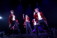 防弾少年団の北米公演の様子。