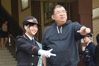 有安杏果（左）とももいろクローバーZのプロデューサー・川上アキラ（右）。