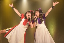 左から上田理子、瀬田さくら。