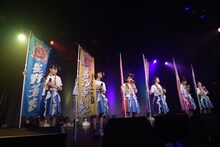 ばってん少女隊「ばってん少女隊の、田舎娘が四大都市のライブハウスを巡るツアー」LIQUIDROOM公演の様子。