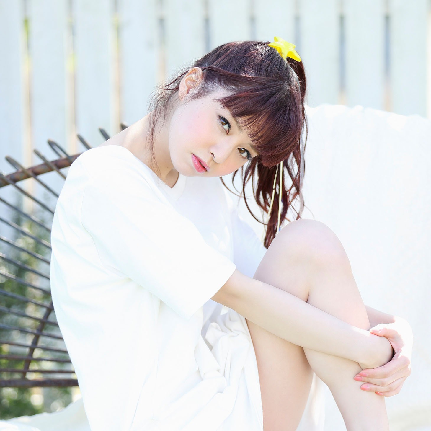 春奈るなの新しいアーティスト写真。
