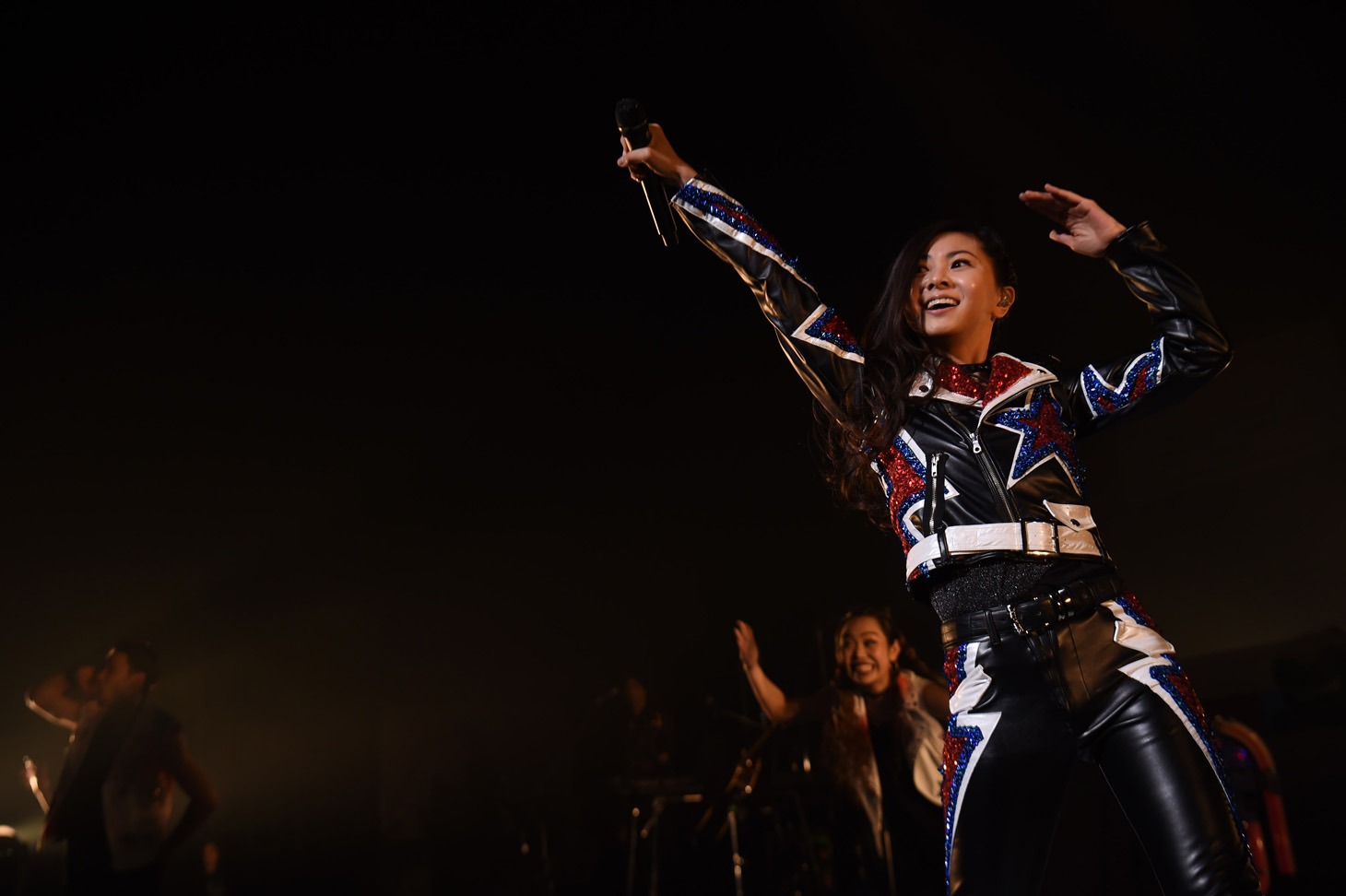 倉木麻衣「Mai Kuraki Live Project 2017 “SAWAGE☆LIVE”」最終公演の様子。