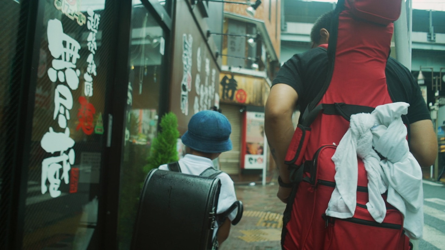 映画「MOTHER FUCKER」のワンシーン。(c)2017 MFP All Rights Reserved.