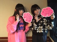 左から私立恵比寿中学の廣田あいか、安本彩花。