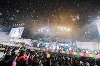 ももいろクローバーZ「ももクロ春の一大事2017 in 富士見市～笑顔のチカラつなげるオモイ～」1日目の様子。（Photo by HAJIME KAMIIISAKA+Z）