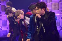 「DJ Dominator」スタジオライブの様子。