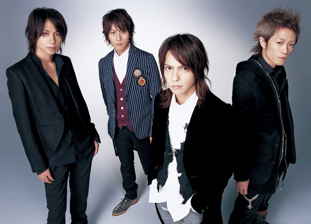 「L'Arc-en-Ciel 15th L'Anniversary Live」開催時のL'Arc-en-Cielのビジュアル。
