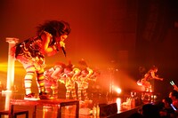 「チームしゃちほこ SPRING TOUR 2017 おわりとはじまり～#ナゴヤの大逆襲～」初日公演の様子。（Photo by HIROKAZU）