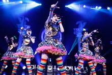 「チームしゃちほこ SPRING TOUR 2017 おわりとはじまり～#ナゴヤの大逆襲～」初日公演の様子。（Photo by HIROKAZU）