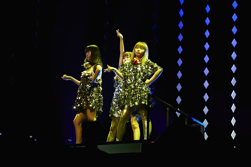 Little Glee Monster「リトグリライブツアー2017 ～Joyful Monster～」東京・東京国際フォーラム ホールA公演の様子。（写真提供：Sony Music Records）