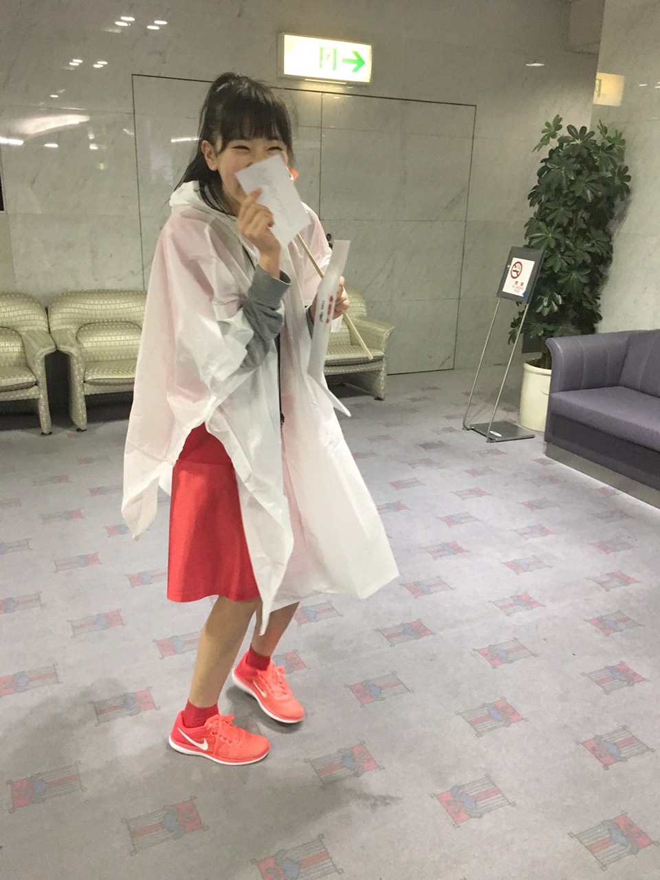 1位でゴールした坂井仁香。（提供：スターダストプロモーション）