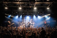 PENGUIN RESEARCH「Penguin Go a Road 2017～Penguin Fight Club～」東京・新宿BLAZE公演の様子。（Photo by yoneyama saburo）