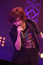 鬼龍院翔（Vo-karu） (c) AbemaTV 1st ANNIVERSARY LIVE