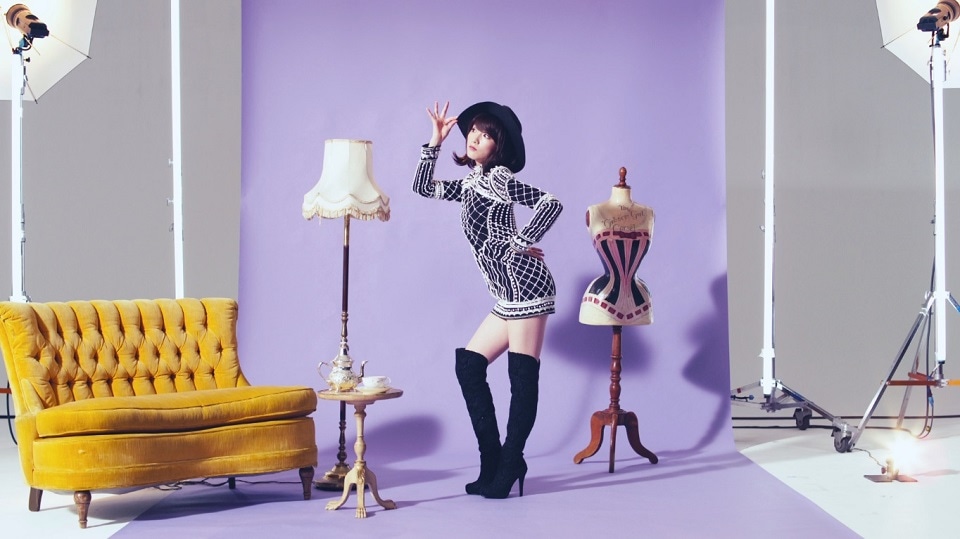 JY「女子モドキ」ミュージックビデオのワンシーン。