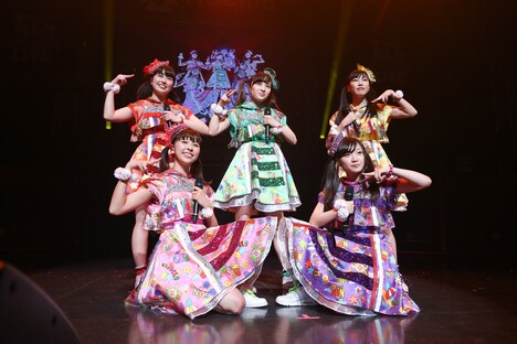 ももいろクローバーZ