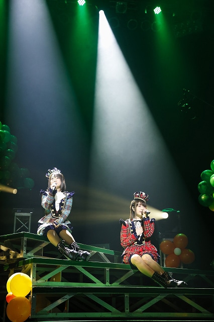 「petit milady 3rd LIVE 小さな淑女と森の愉快な仲間たち~ムッチュ☆森へ還る~」の様子。