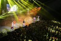 湘南乃風「AbemaTV 1st ANNIVERSARY LIVE」の様子。（撮影：佐藤友昭） (c)AbemaTV 1st ANNIVERSARY LIVE