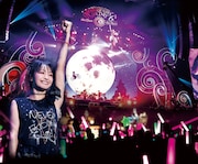 LiSA（photo by HAJIME KAMIIISAKA）