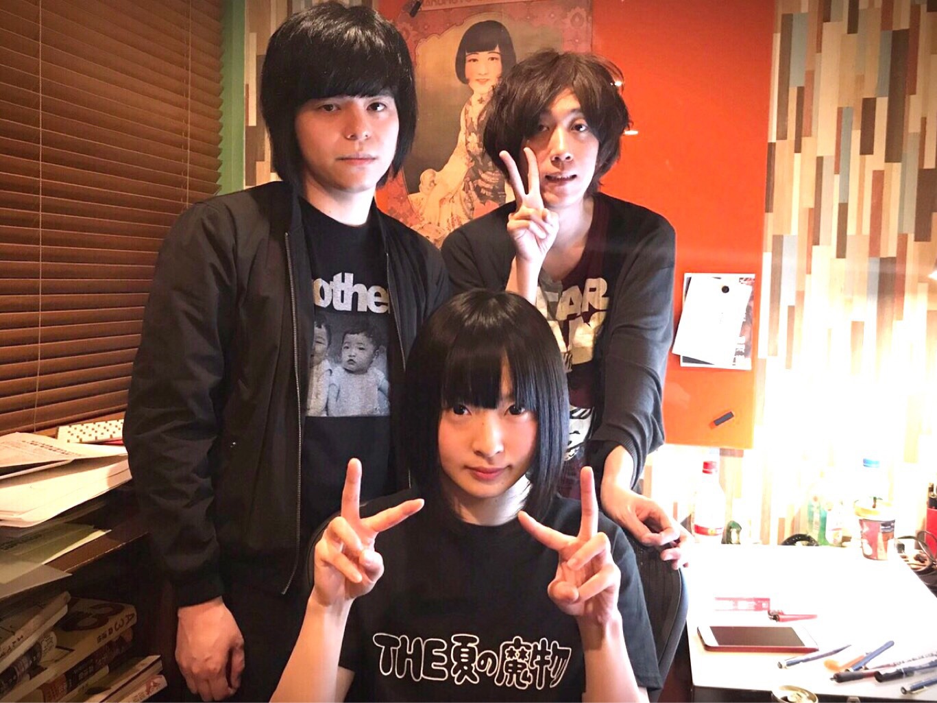 左から成田大致、泉茉里、浅野いにお。