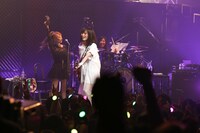 山本彩「AbemaTV 1st ANNIVERSARY LIVE」の様子。（撮影：佐藤友昭）(c)AbemaTV 1st ANNIVERSARY LIVE
