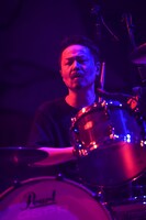 KOUICHI（Dr / 10-FEET）（撮影：釘野孝宏）